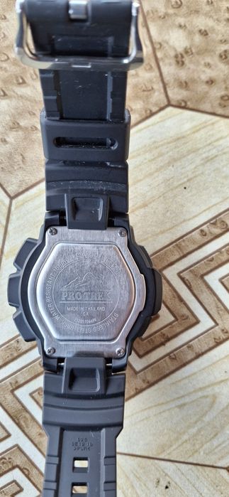 Часовник CASIO Pro Trek