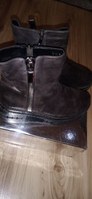 Продам сапоги зимние 39размер.