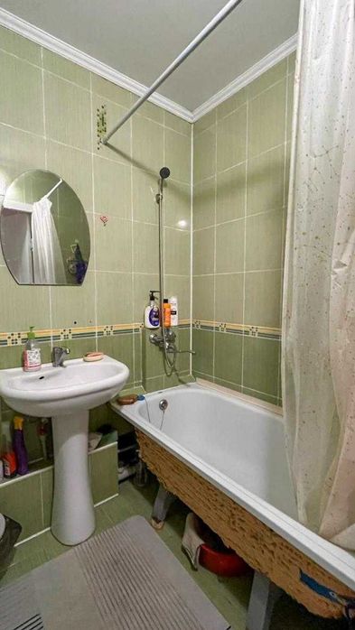 Продается 3х ком кв в Центре Айдана