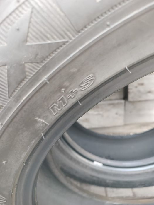 Продам резину на 18