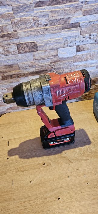 Husqvarna  Milwaukee