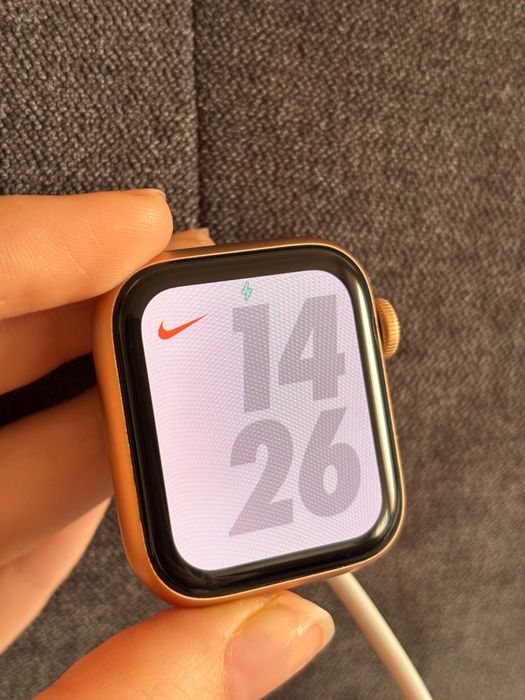 Apple Watch SE 2020