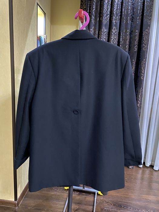 Стильный дизайнерский пиджак оверсайз с акцентной спинкой CHEEYA