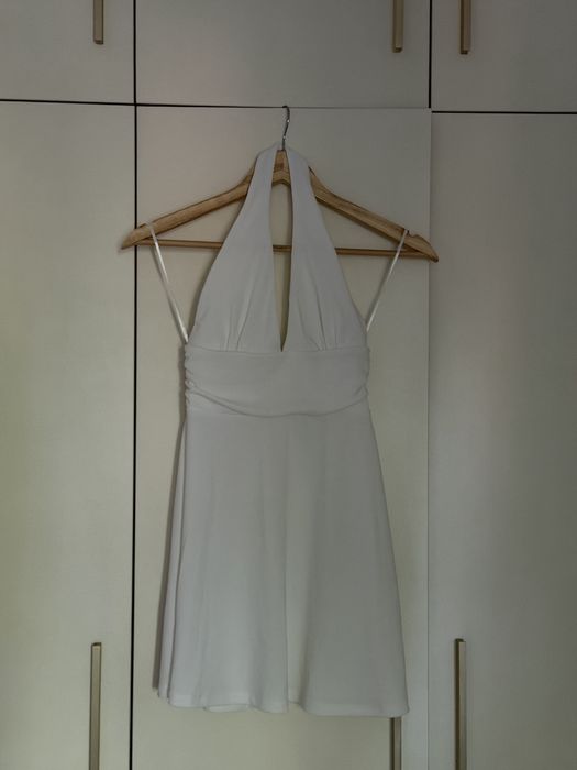 Нова бяла halter рокля ZARA