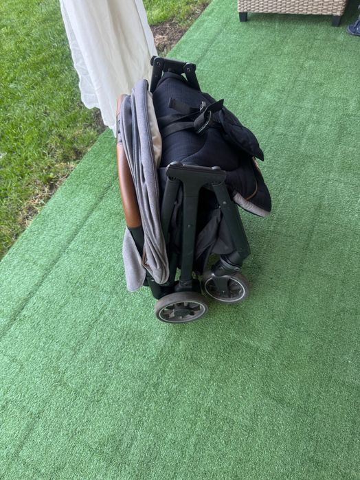 Carucior sport ultracompact Joie Parcel Signature