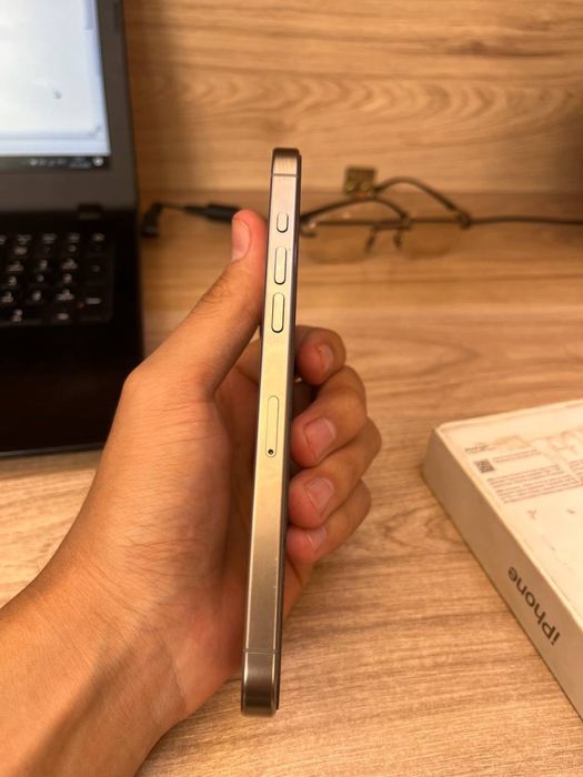 iphone 15 Pro Max 256гб 79% Каробка, без минус