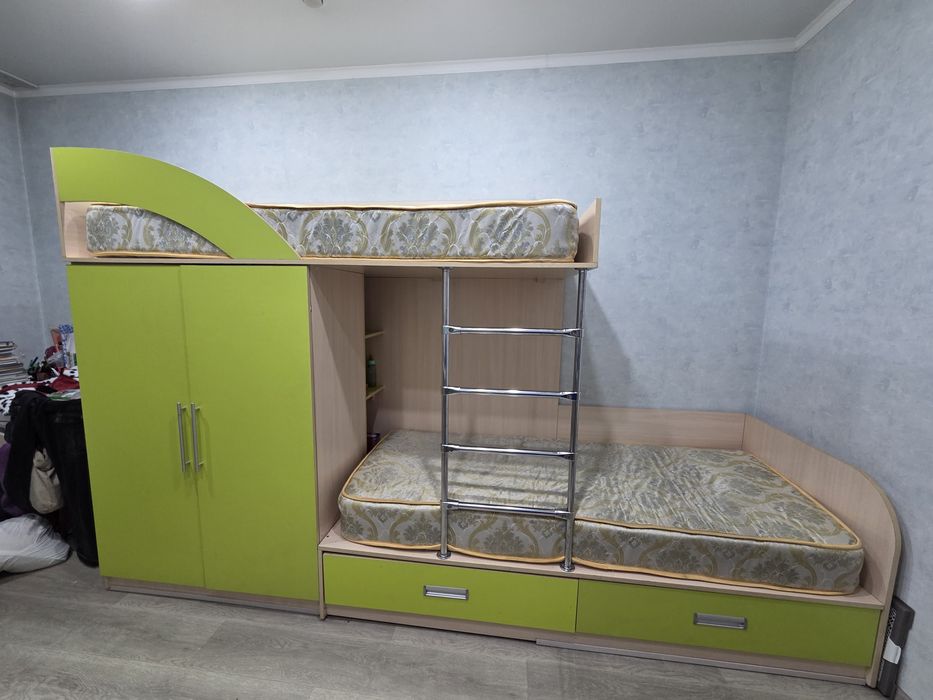 Детский гарнитур