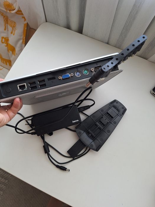 Pachet Electronice IT si Smart Home: Router Gigabit, Extender, WebCam Microsoft HD, Priza Inteligenta Tapo