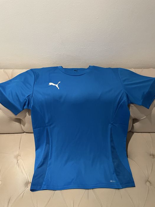 Compleu fotbal , tricouri,