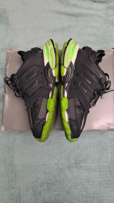 Balenciaga track glow in the dark adidasi designer