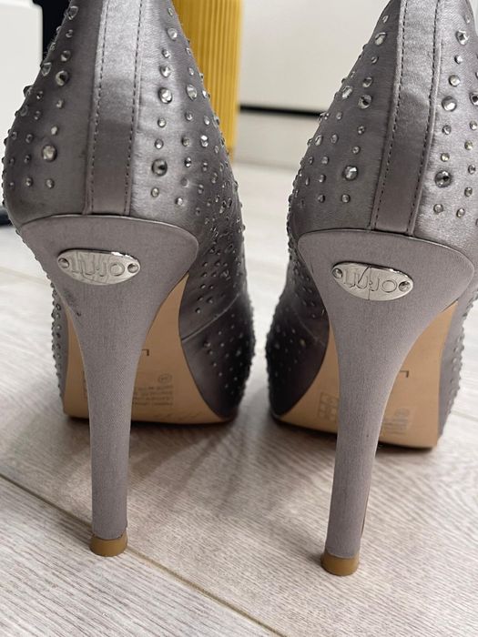 Pantofi de ocazie superbi Liu Jo