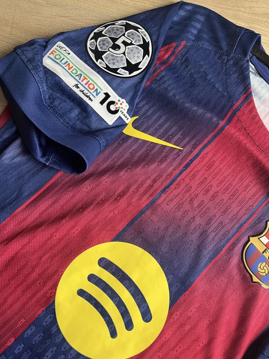 Trixou de forbal Nike FC Barcelona Lamine Yamal 10 marime M