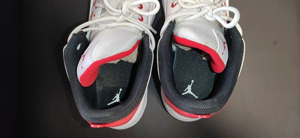 Nike Jordan Max Aura 4, номер 38,5