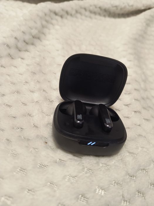 Jbl pro live 2 super bass