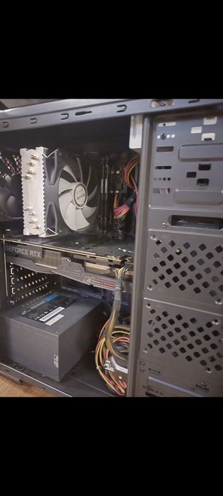 Rtx 2070 32 ram intel i5-8600k геймърска конфигурация