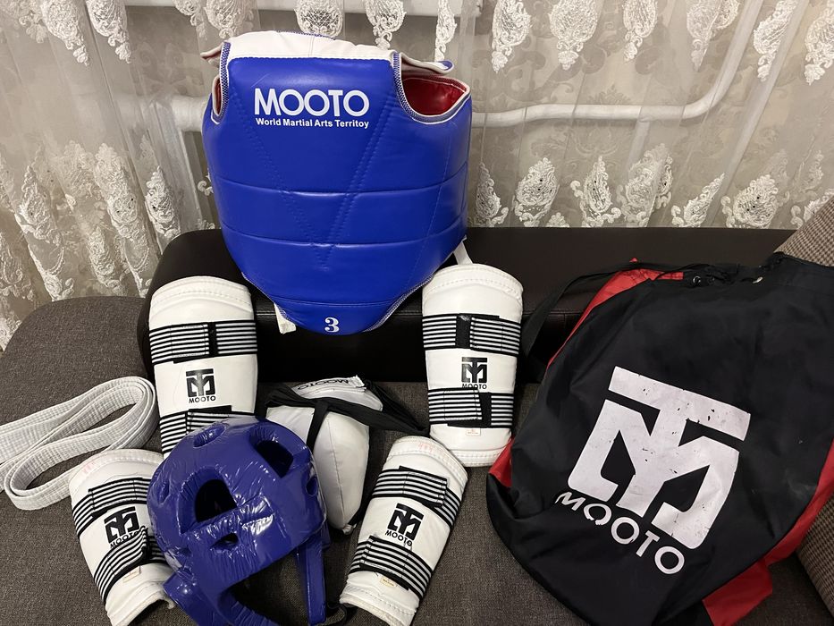 Комплект экипировки для Тхэквандо