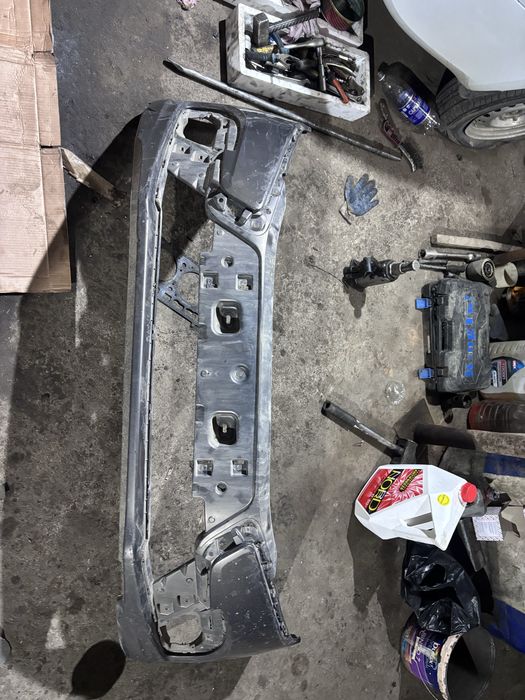 Бампер гранта ФЛ Передний Белый, кориандр, синий