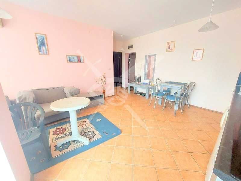 Продава се Двустаен апартамент в к.к. Слънчев бряг - 60 кв.м за 910 €/кв.м - Снимка #2