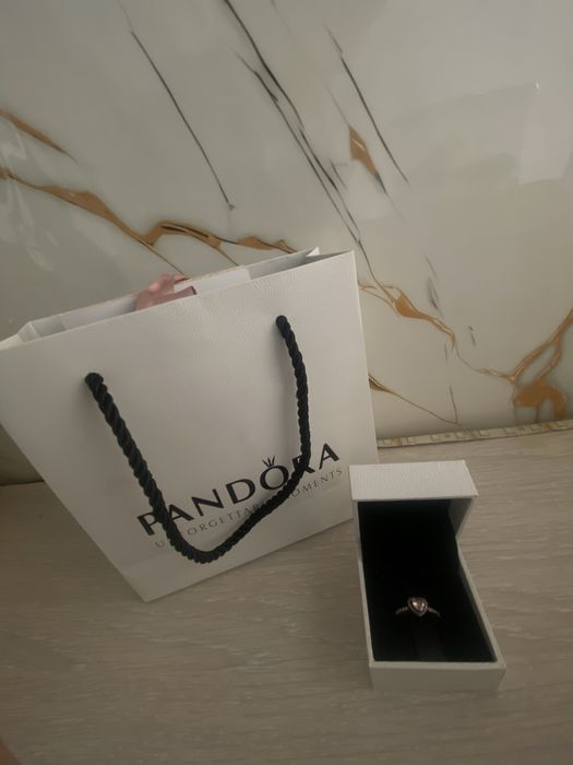 Продаю не дорого PANDORA