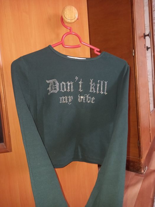 Кроп-топ с рукавами