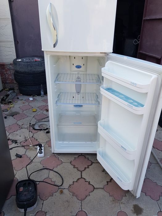 Продаётся холодильник Lg