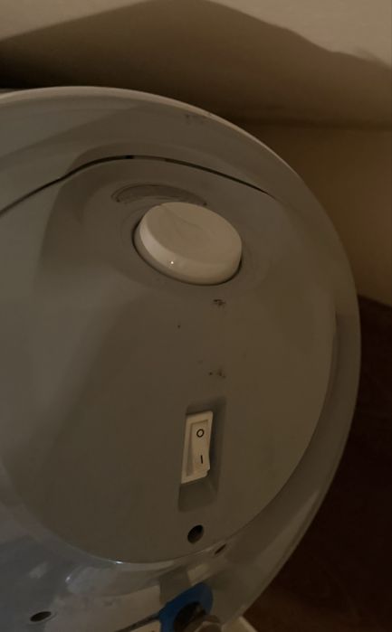 В Гаранция! Бойлер Eldom 72268WN