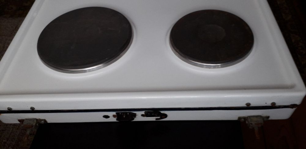 плот с 4 електрически котлона