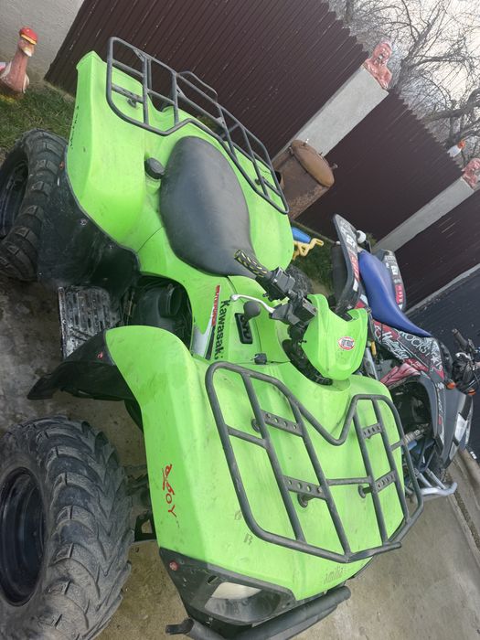 Vand sau schimb atv kavasaki 650
