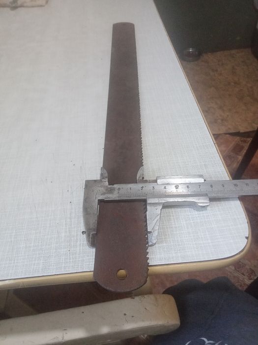 Продам два плаща.
