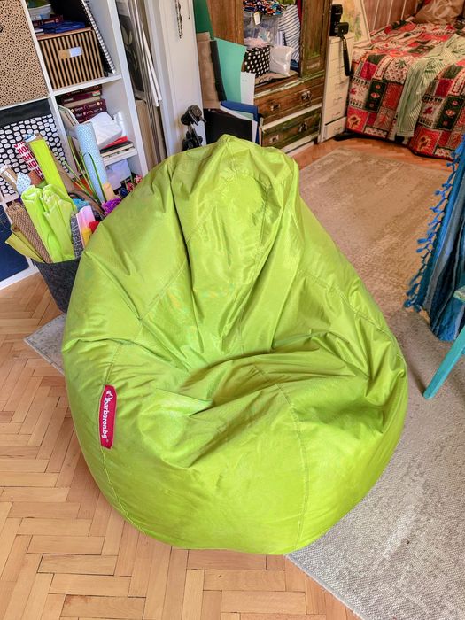 Кресло барбарон "круша" в ярко зелено