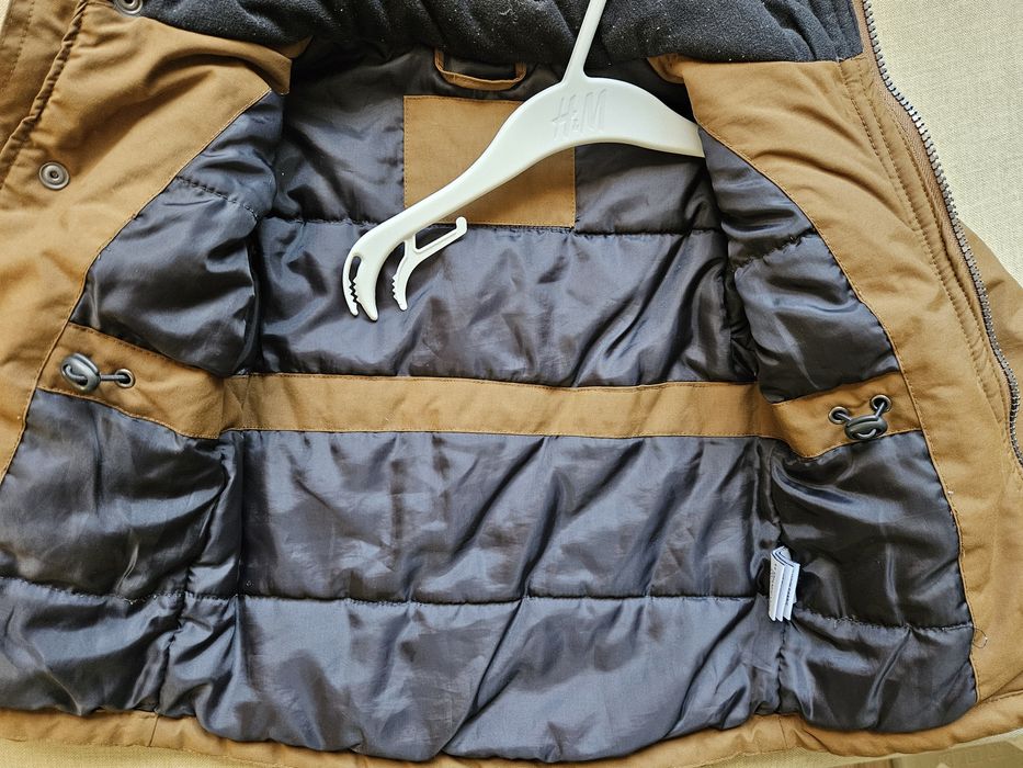 Якета размер 86. Едното е подарък