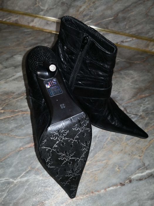 Дамски обувки на ток, от естествена кожа