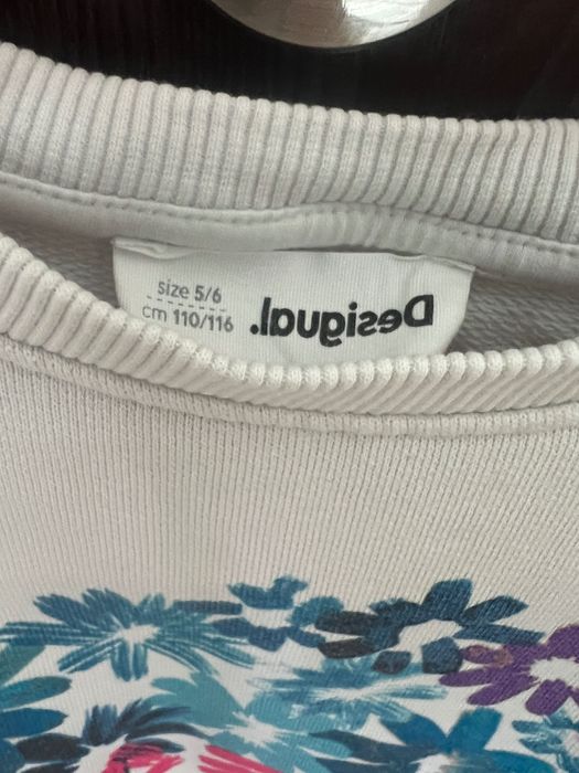 Детски пуловер Desigual за момиче