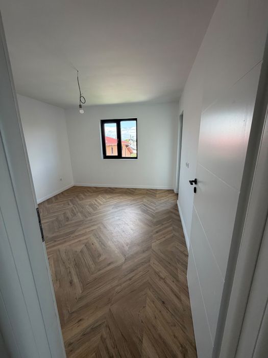 Casa de vanzare in Domnesti
