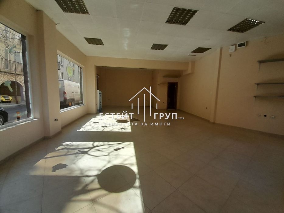 Дава се под наем Магазин в Варна, Христо Ботев - 50 кв.м за 459 € - Снимка #5