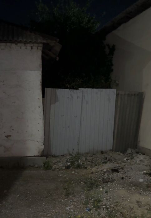 Xovli yer sotiladi Xonabodda