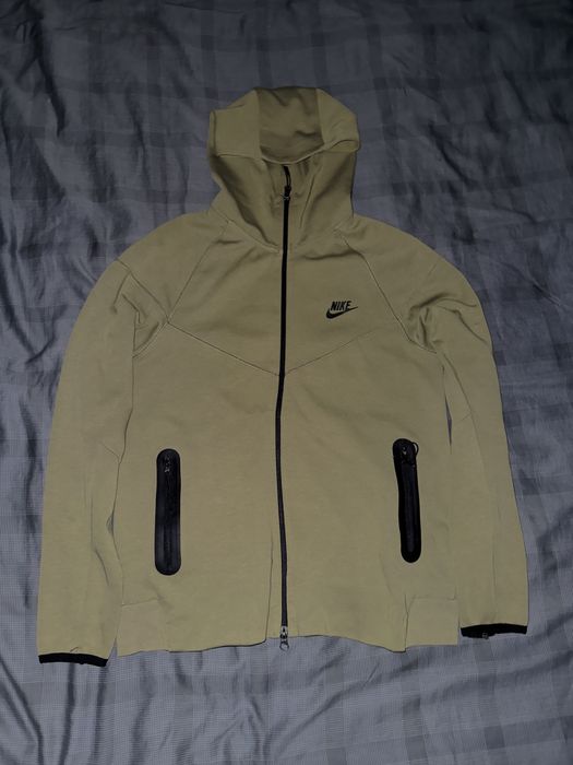 Nike Tech Fleece