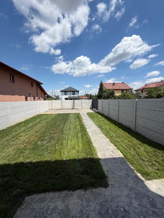 Casa de vanzare in Domnesti