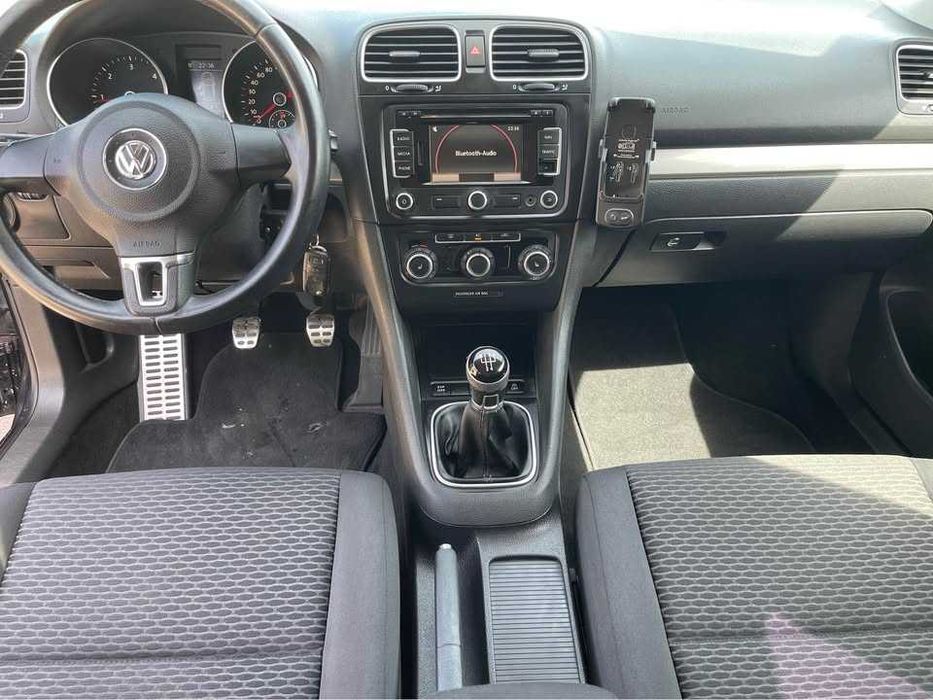 VW Golf VI 1.6 TDI,Klima, navigatie,pilot automat