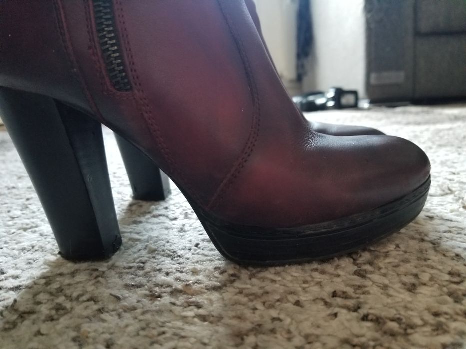 Кожаные ботильоны