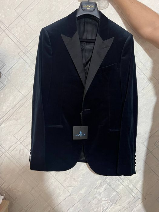 Бархатный пиджак от бренда LANVIN