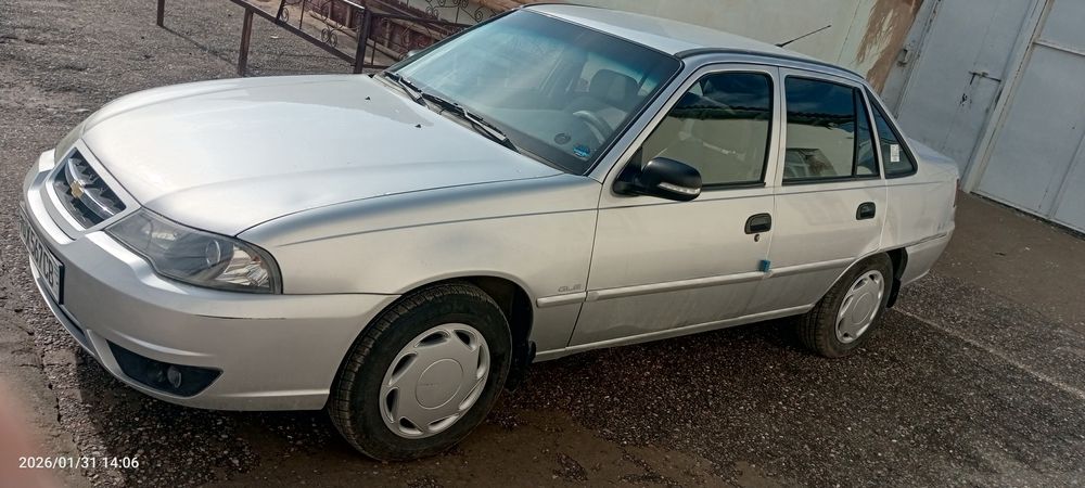 Xolati yaxshi xich qanaqa ishi yu akum yangi rezina yangi