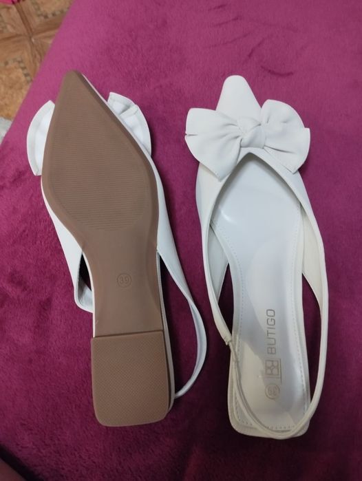 Босоножки новые летние