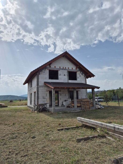 Casă de vânzare în Aiud