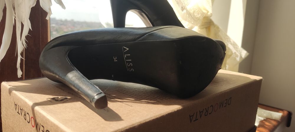 Pantofi eleganți din piele naturală – Aliss Nr 34