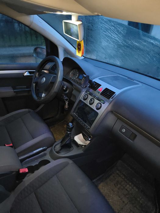 Vw туаран 2.0  i