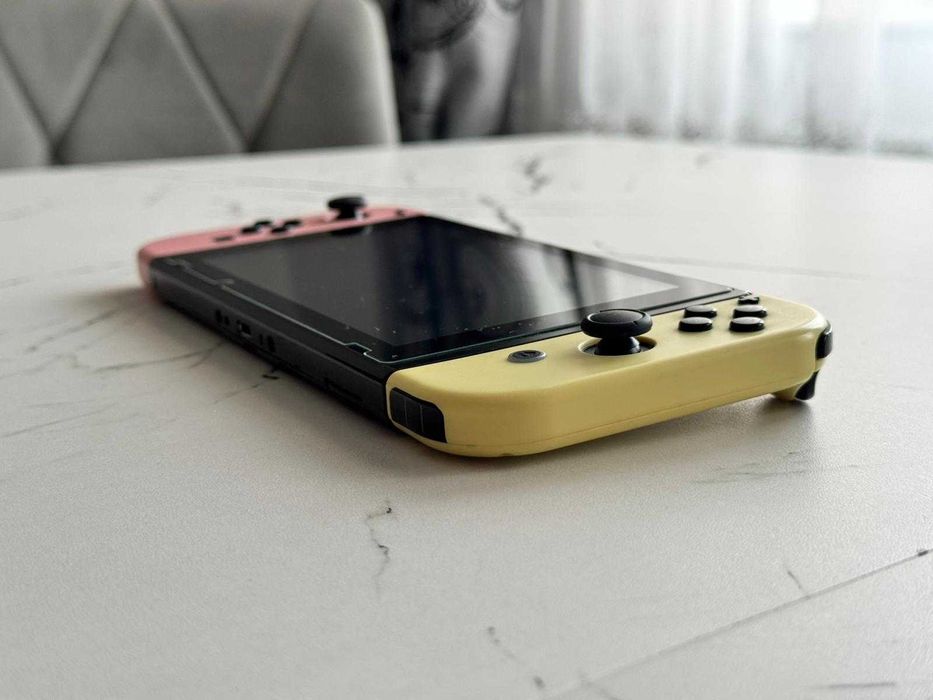 Nintendo Switch V2 Modat + card 128 gb