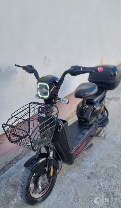 Region skuter. Yangi. 4ta akkumluatorli, maximal tezlik 55