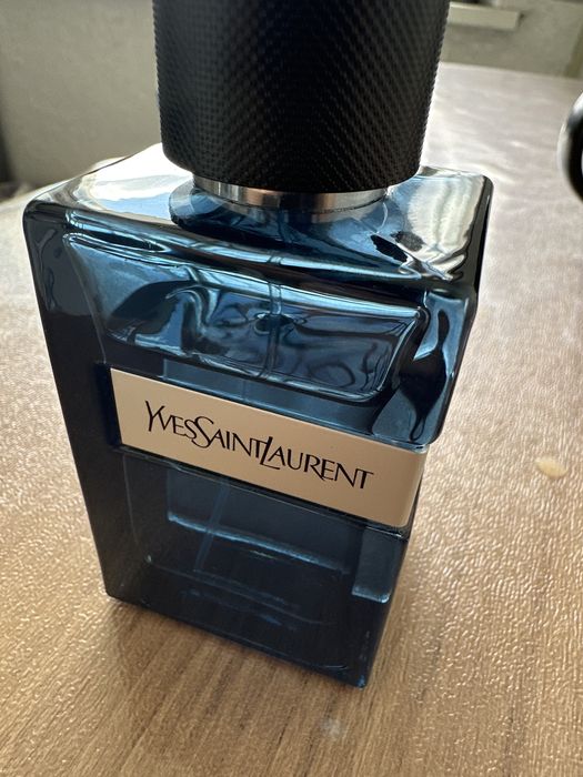 Продам парфюм мужской