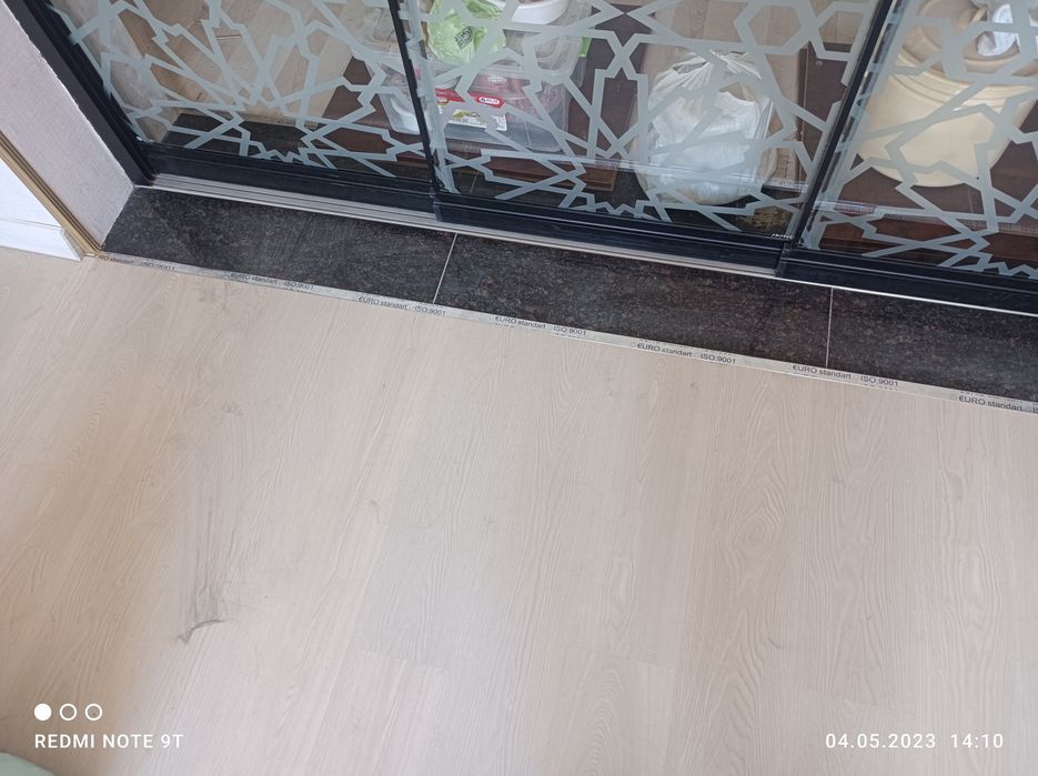 Изготовление и установка пластиковых рамиы, двери